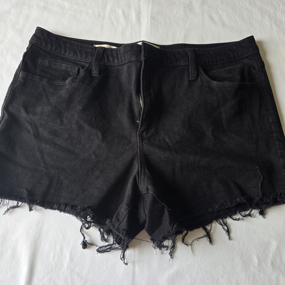 Universal Thread Black Distressed Frayed Denim Shorts